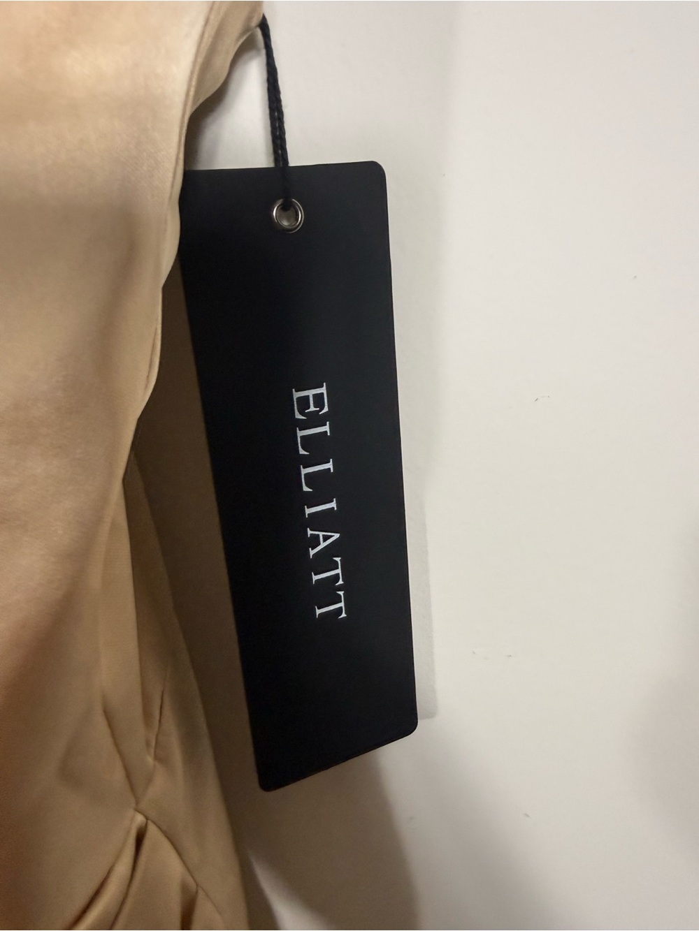 NWT Elliatt Jacinda Asymmetrical Satin Dress Gold Medium - Picture 5 of 6